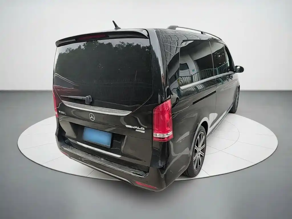 Mercedes-Benz V-Class — миниатюра 4