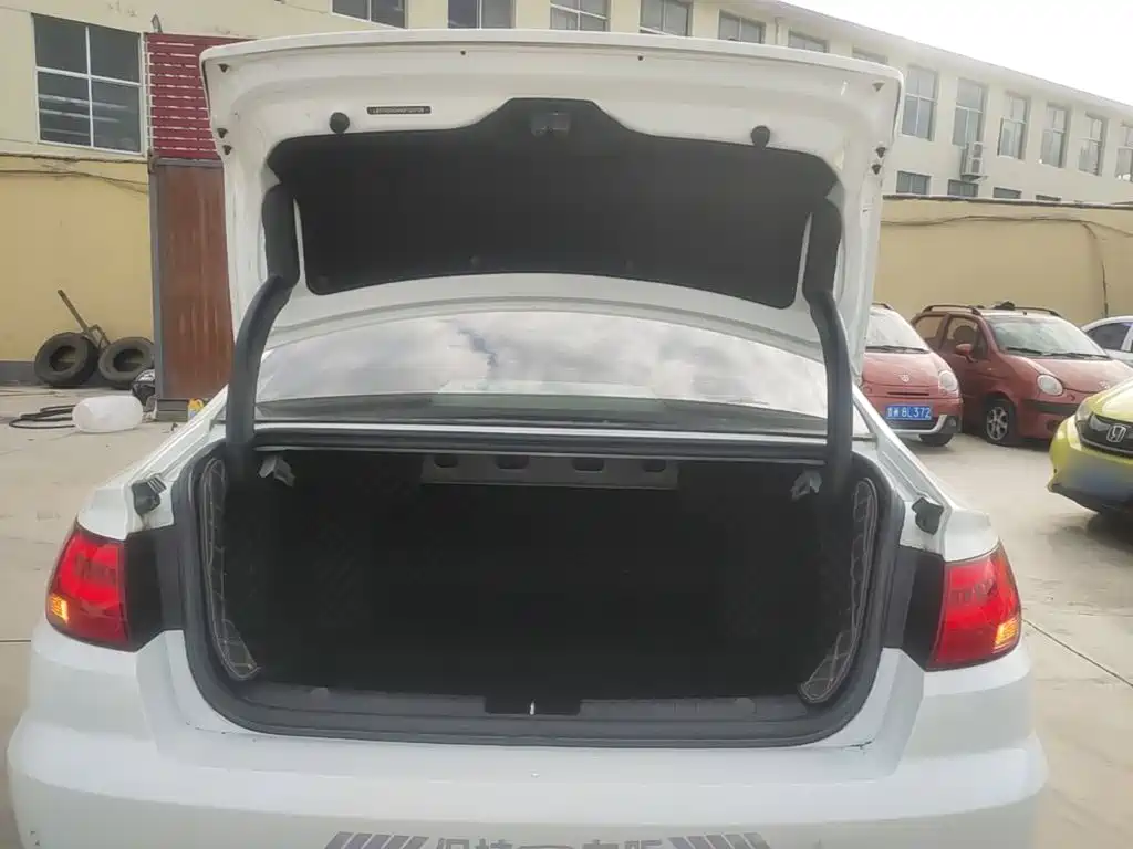 Geely Emgrand GL — миниатюра 19