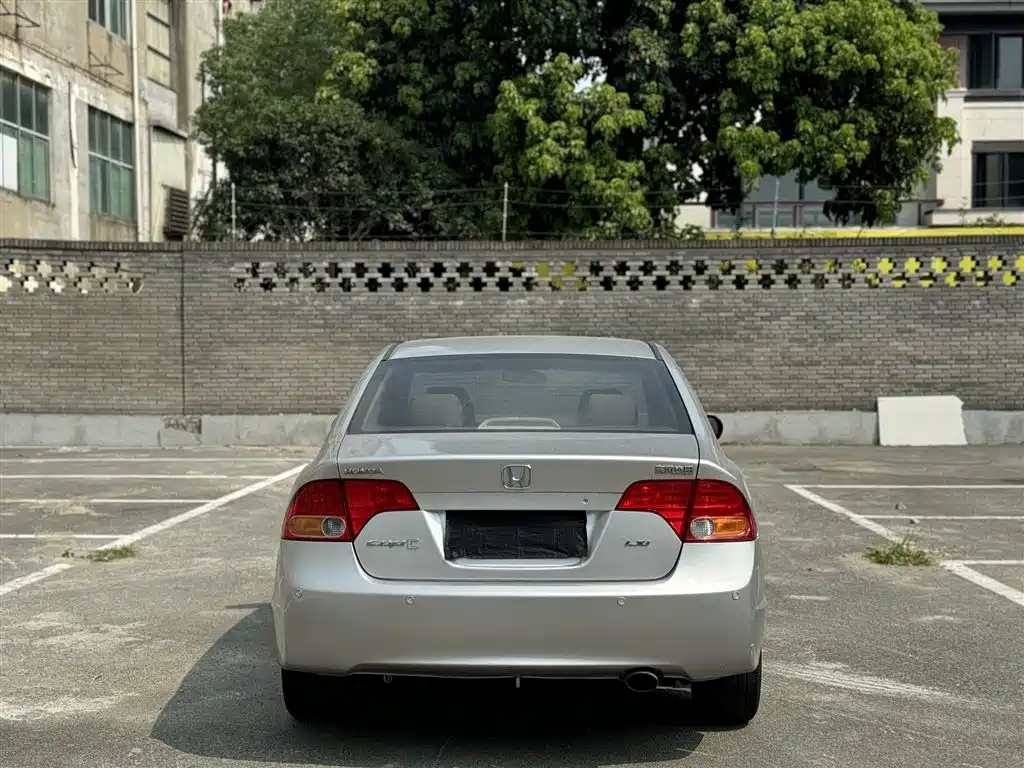 Honda Civic — миниатюра 14