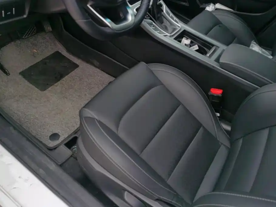 Geely Emgrand — миниатюра 9