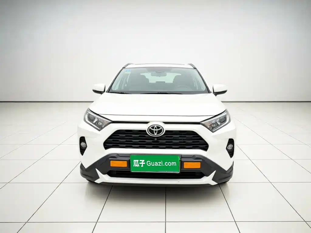 Toyota RAV4 — миниатюра 2