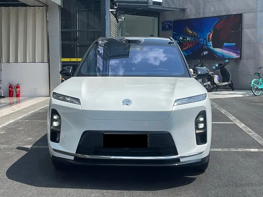 NIO ES8 — миниатюра 3