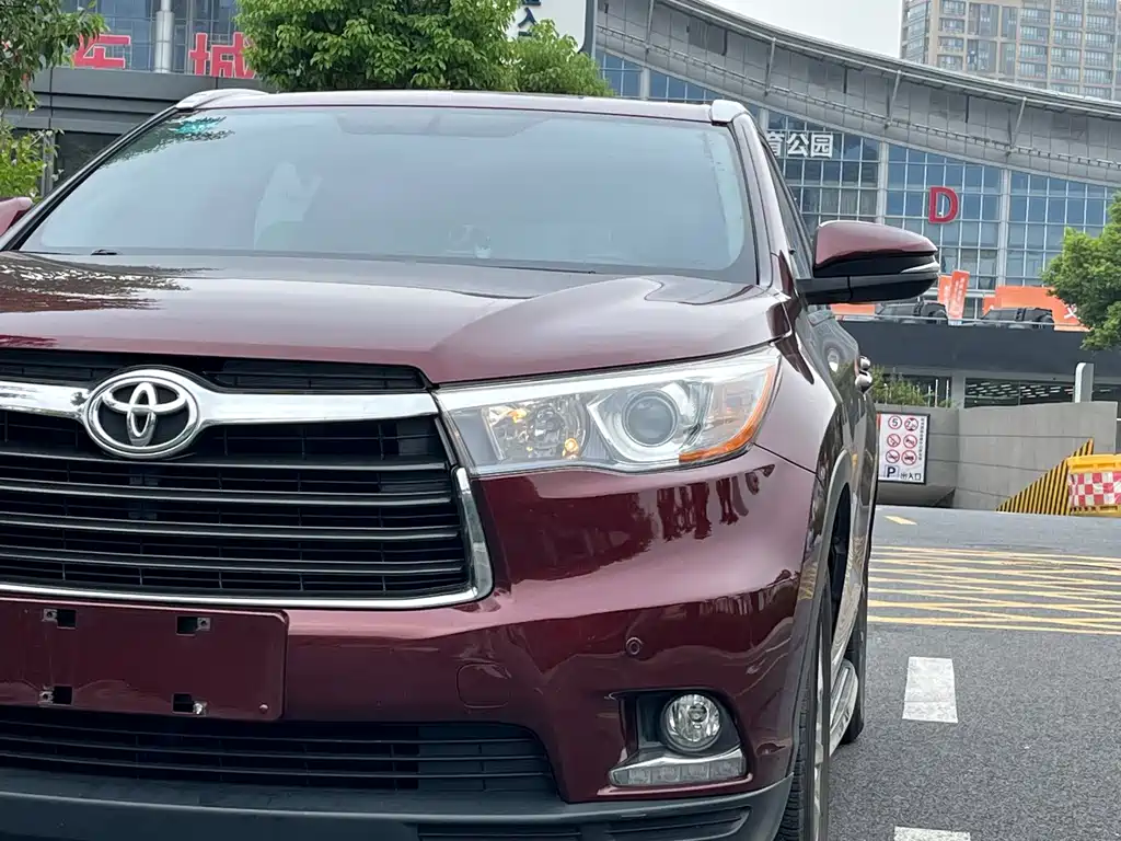 Toyota Highlander — миниатюра 7