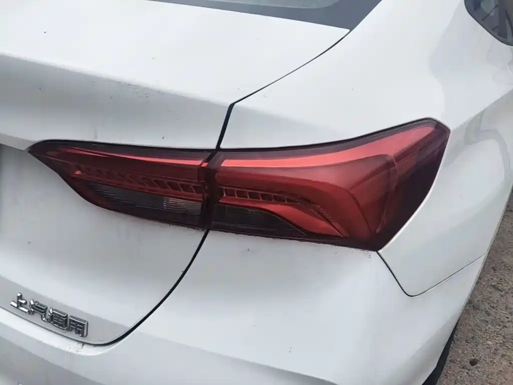 Buick Verano — миниатюра 8