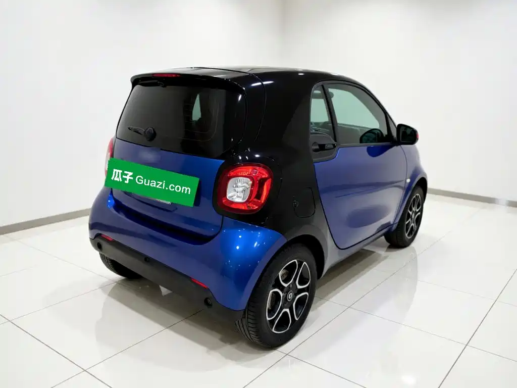 smart Smart Fortwo — миниатюра 4