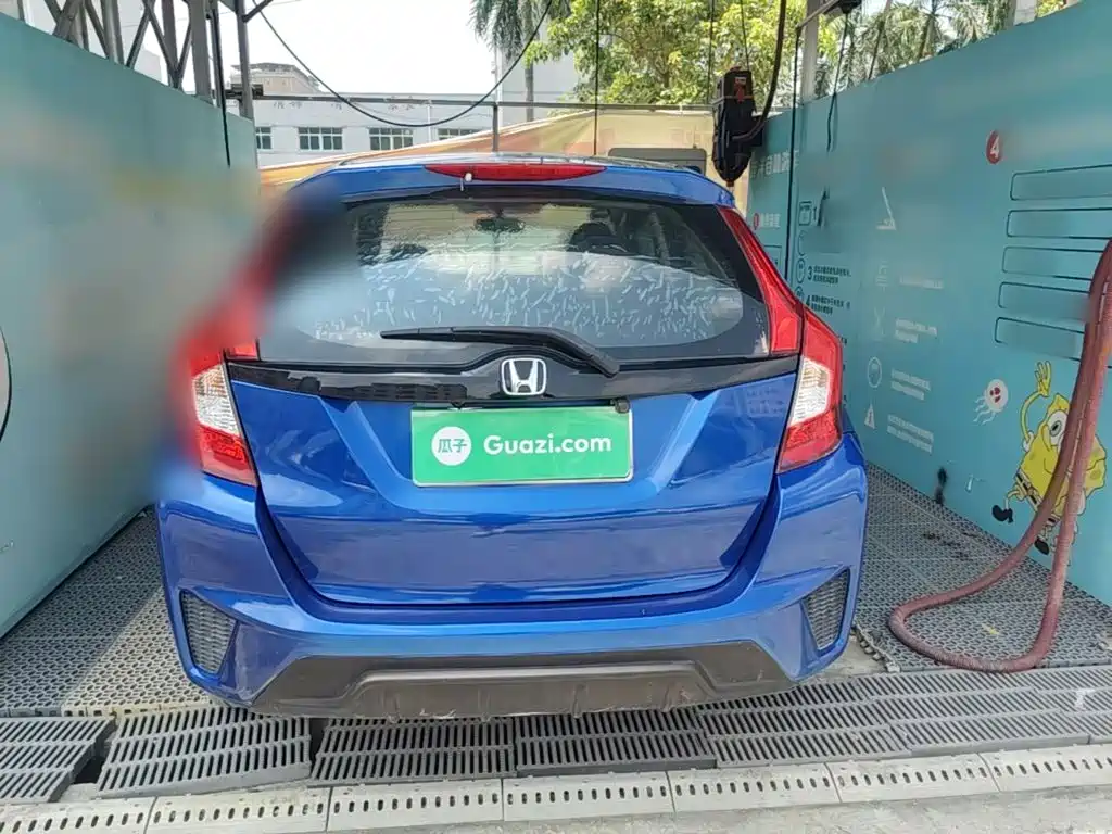 Honda Fit — миниатюра 6
