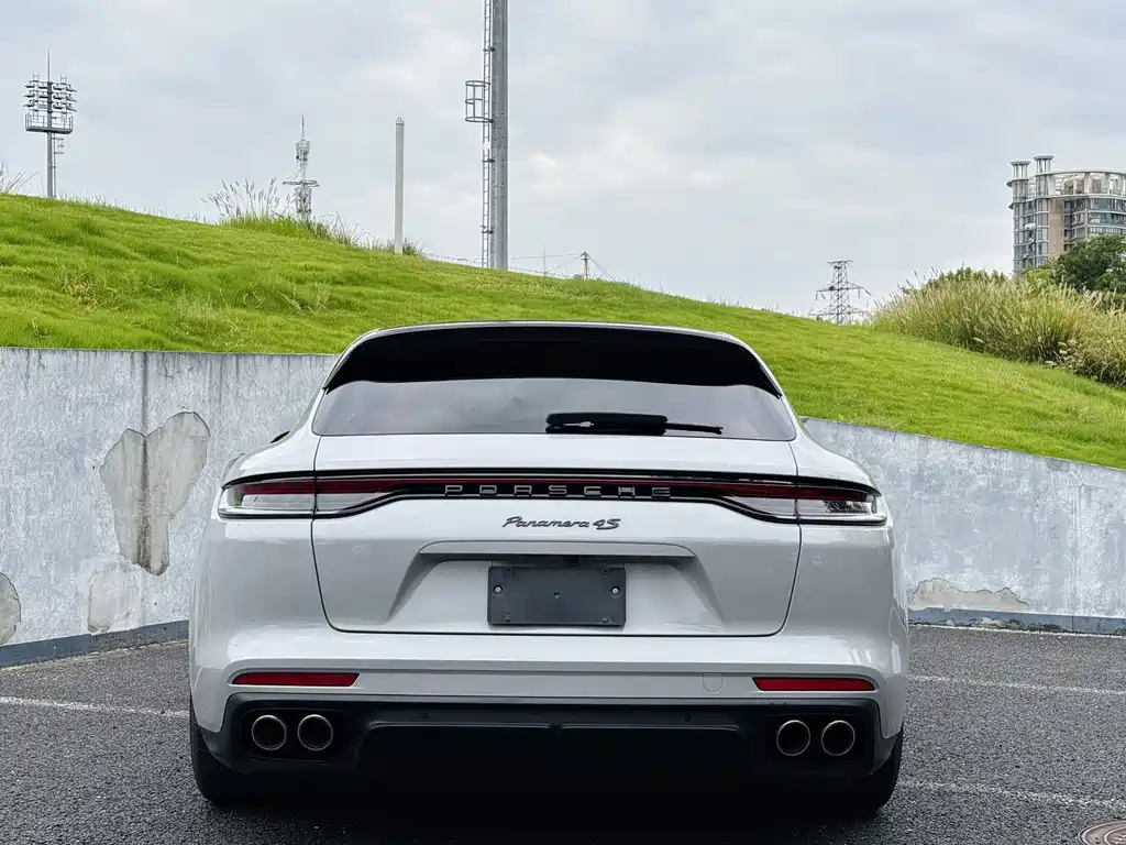 Porsche Panamera 2022 — фото 10