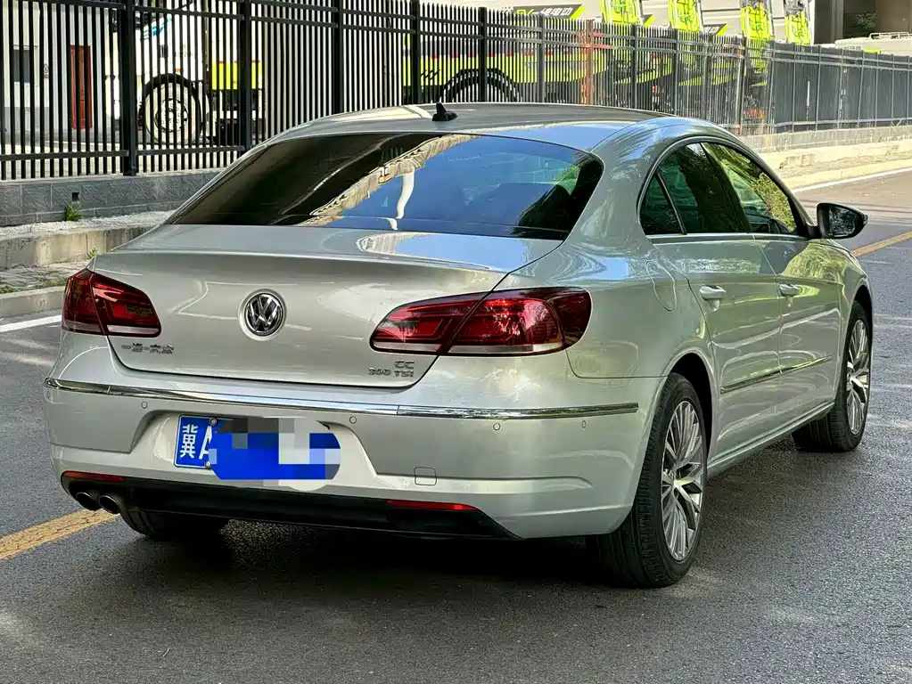 Volkswagen CC — миниатюра 4