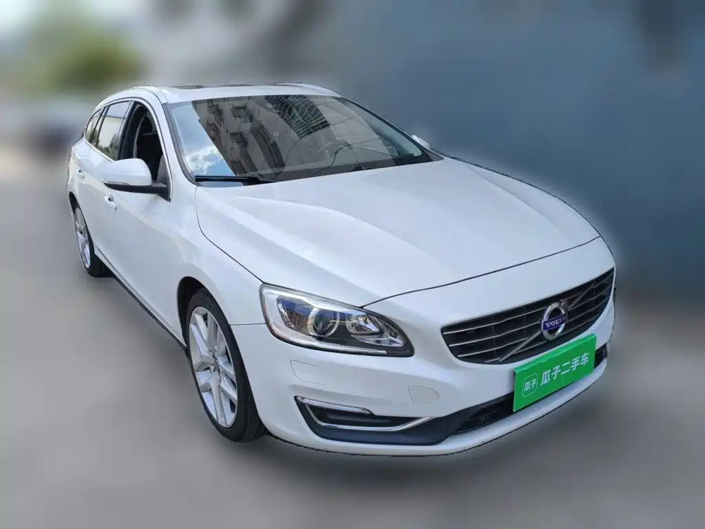 Volvo V60 — миниатюра 24