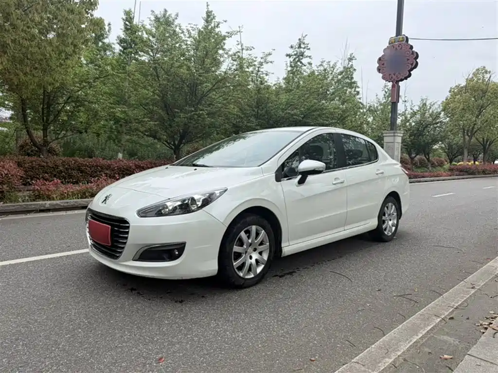 Peugeot 308 2016
