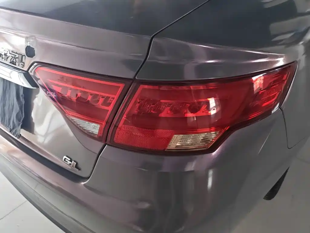 Geely Emgrand GL — миниатюра 8
