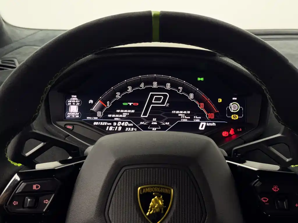 Lamborghini Huracán — фотографии объявления, Фото 26