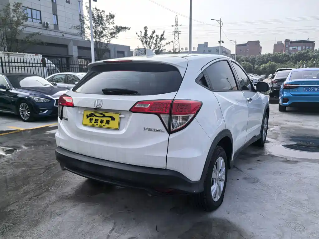 Honda Vezel — миниатюра 3