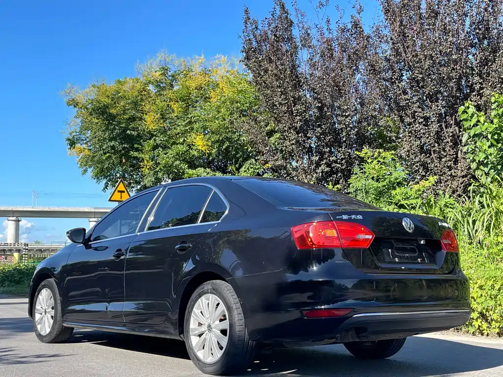 Volkswagen Sagitar — миниатюра 5