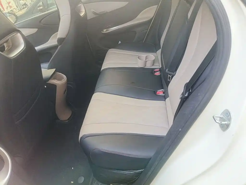 BYD Dolphin — миниатюра 17