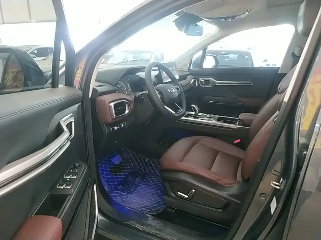 Geely Haoyue — миниатюра 16