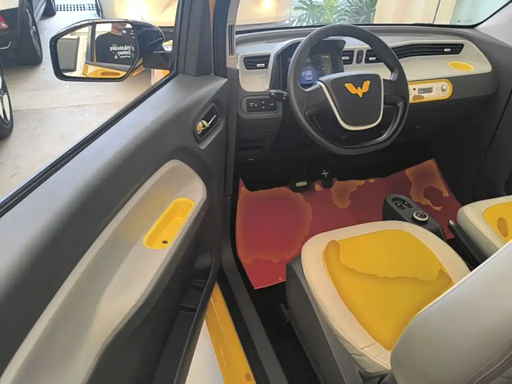 Wuling MINIEV — миниатюра 16