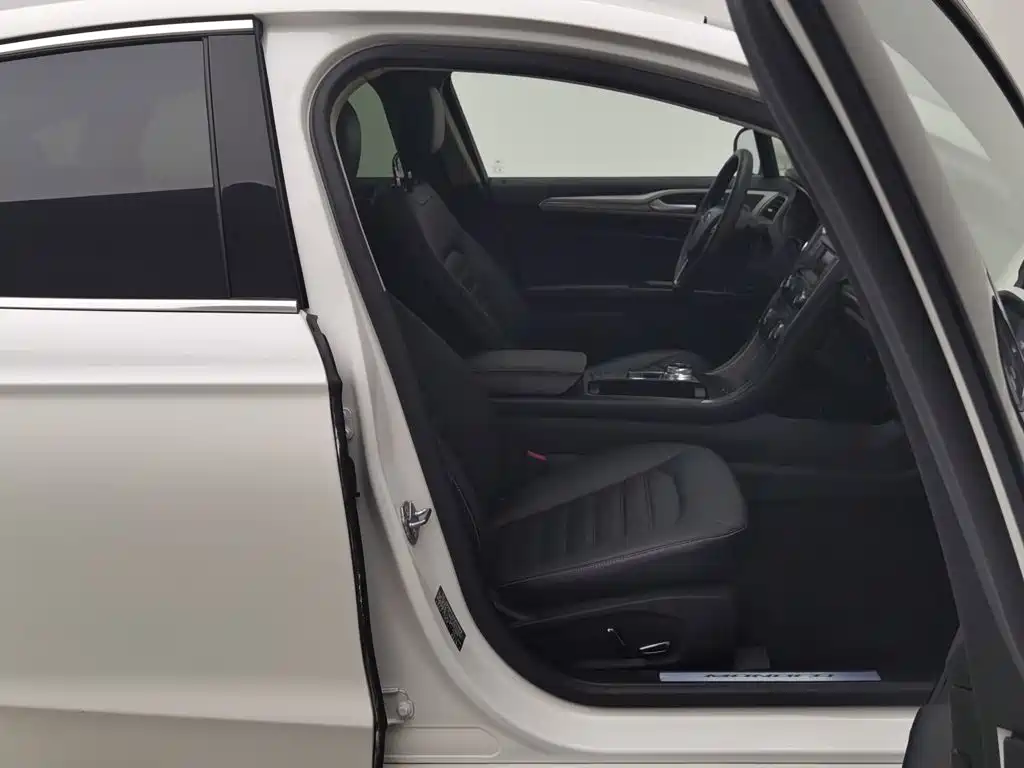 Ford Mondeo — миниатюра 23