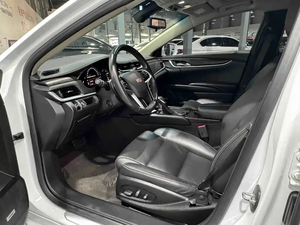 Cadillac XTS — миниатюра 4