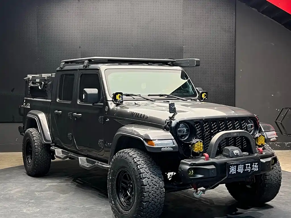 Jeep Gladiator — миниатюра 2