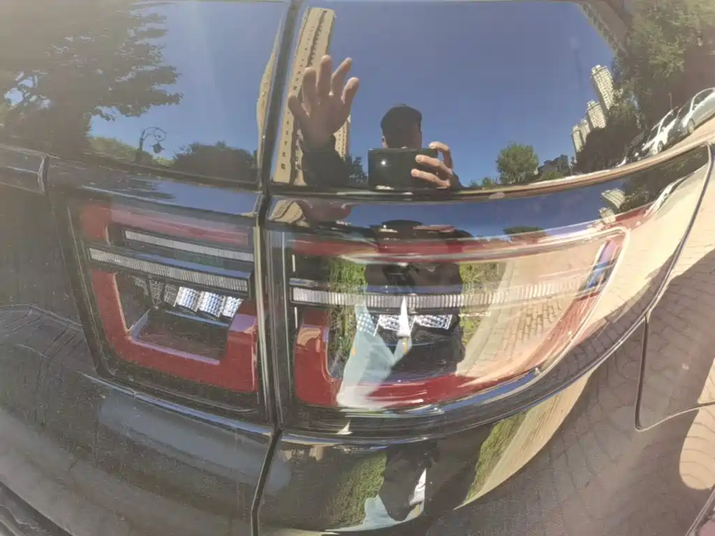 Land Rover Discovery Sport — миниатюра 8