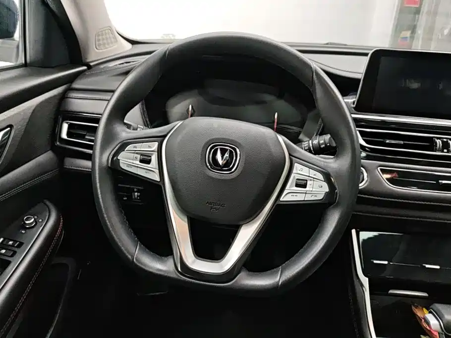 Changan CS75 — миниатюра 15