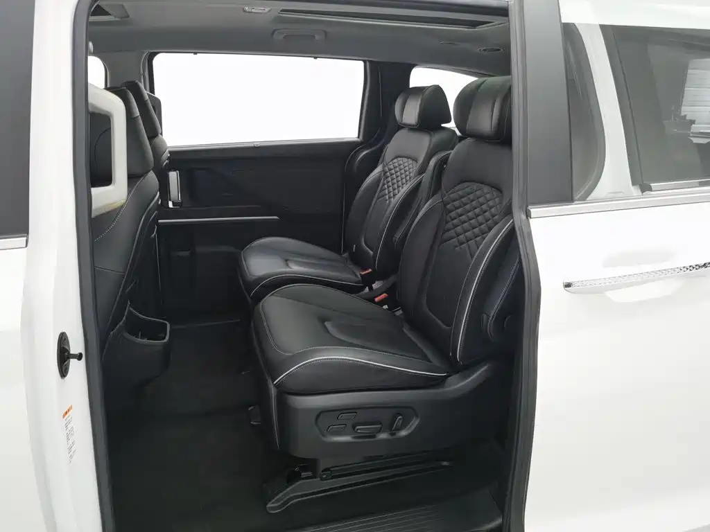 Hyundai Custo — миниатюра 15