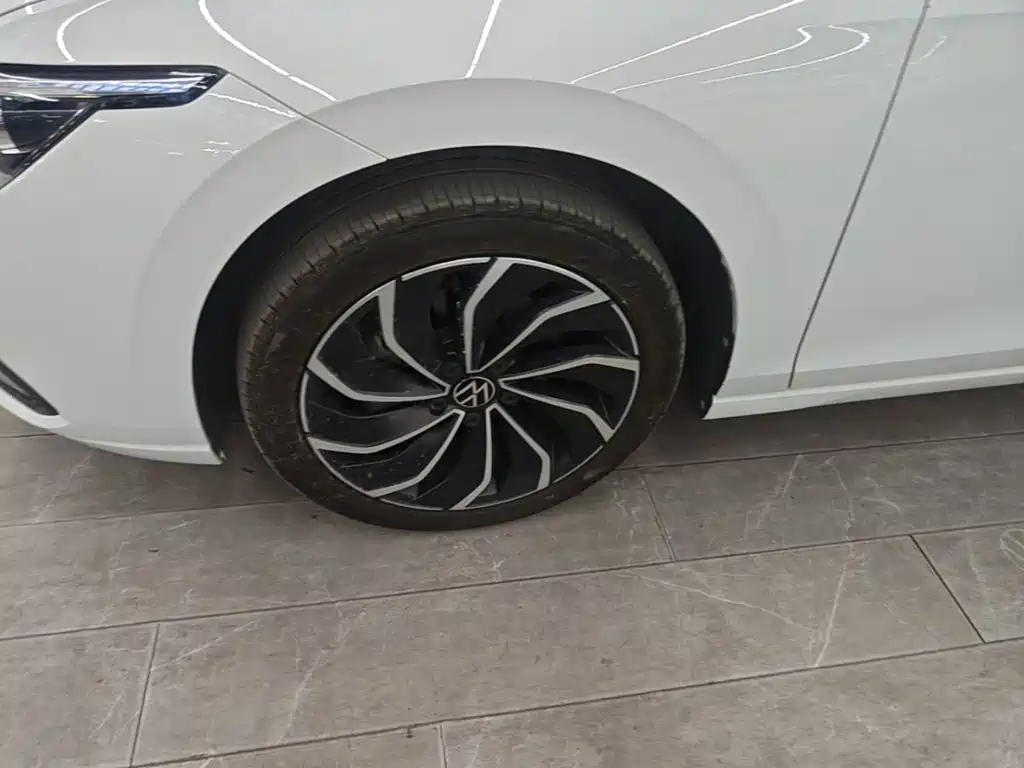 Volkswagen Golf — миниатюра 23