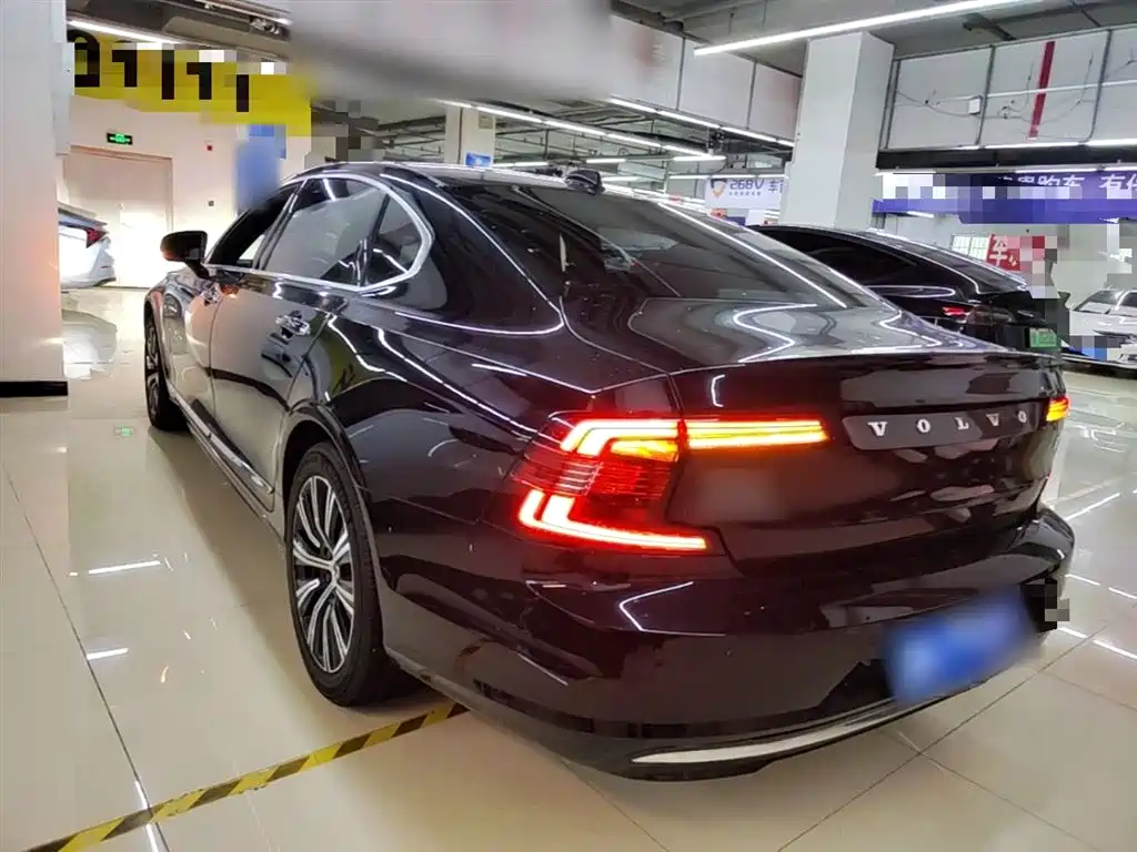 Volvo S90 2021 B5 Luxury
