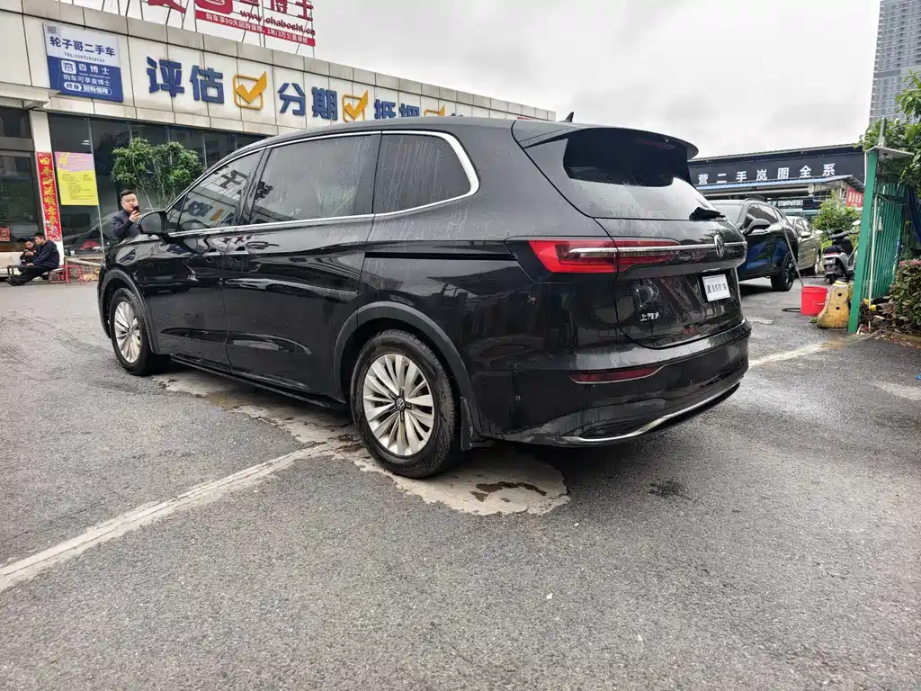 Volkswagen Viloran 2020 330TSI Luxury