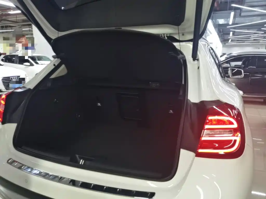 Mercedes-Benz GLA — миниатюра 19