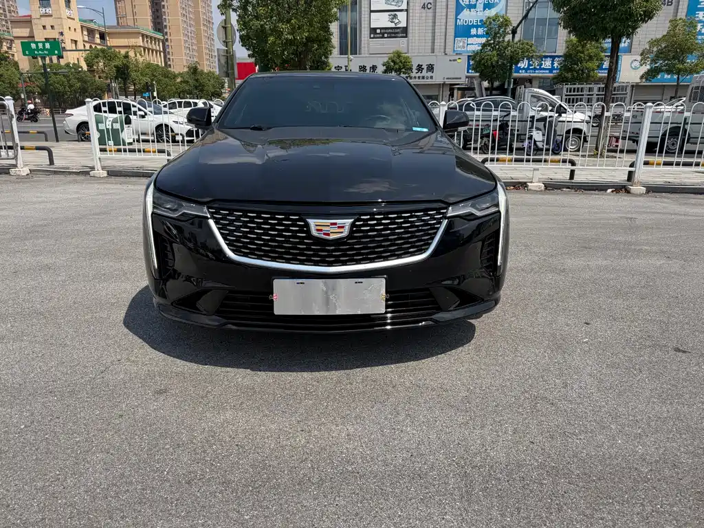 Cadillac CT4 — миниатюра 2