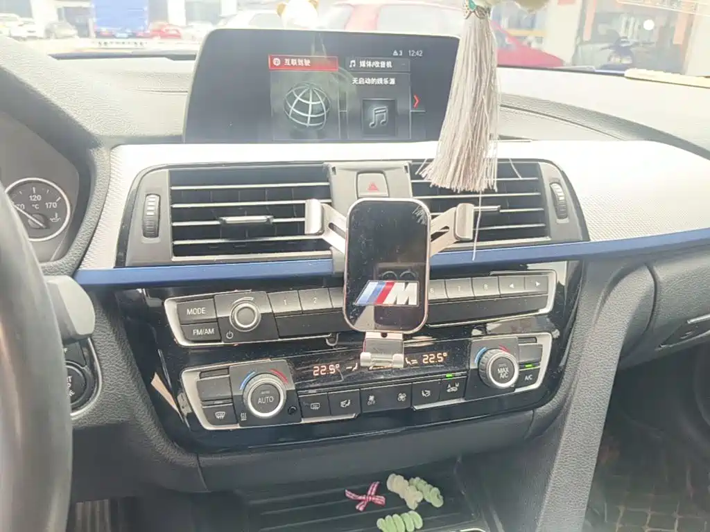BMW 3 Series — миниатюра 13