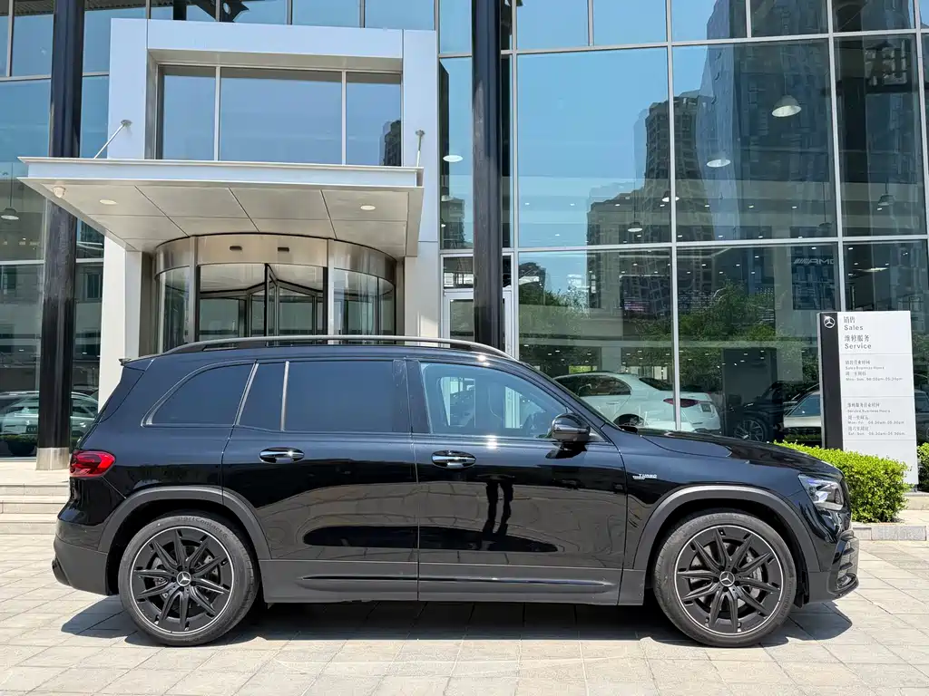 Mercedes-Benz GLB A MG 2026 AMG GLB 35 4MATIC