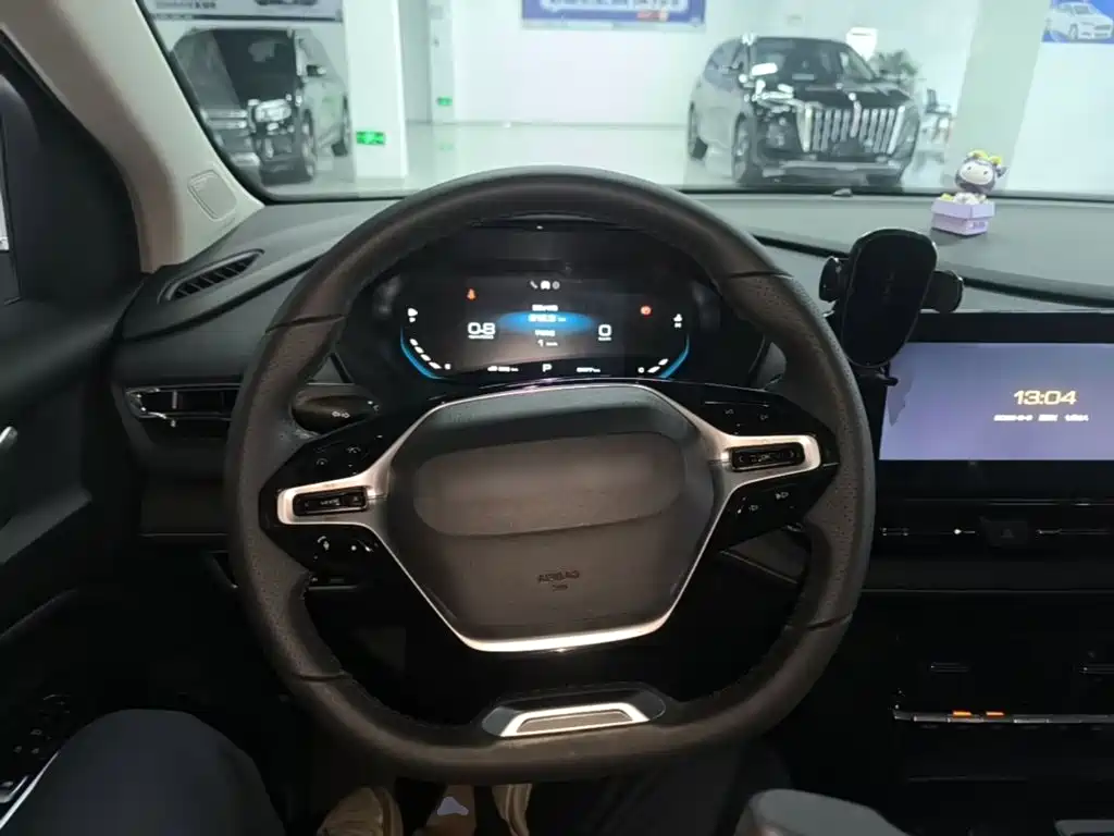 Wuling Victory — миниатюра 11