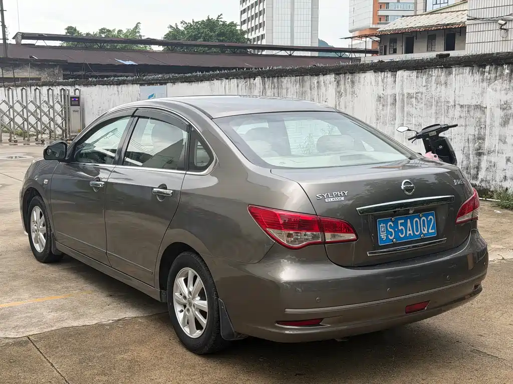Nissan Sylphy 2016 1.6XE AT Comfort
