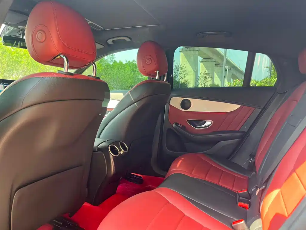 Mercedes-Benz GLC 2021 GLC 260 4MATIC SUV