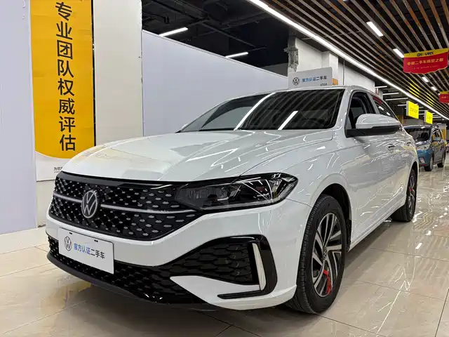 VOLKSWAGEN LAVIDA 2024