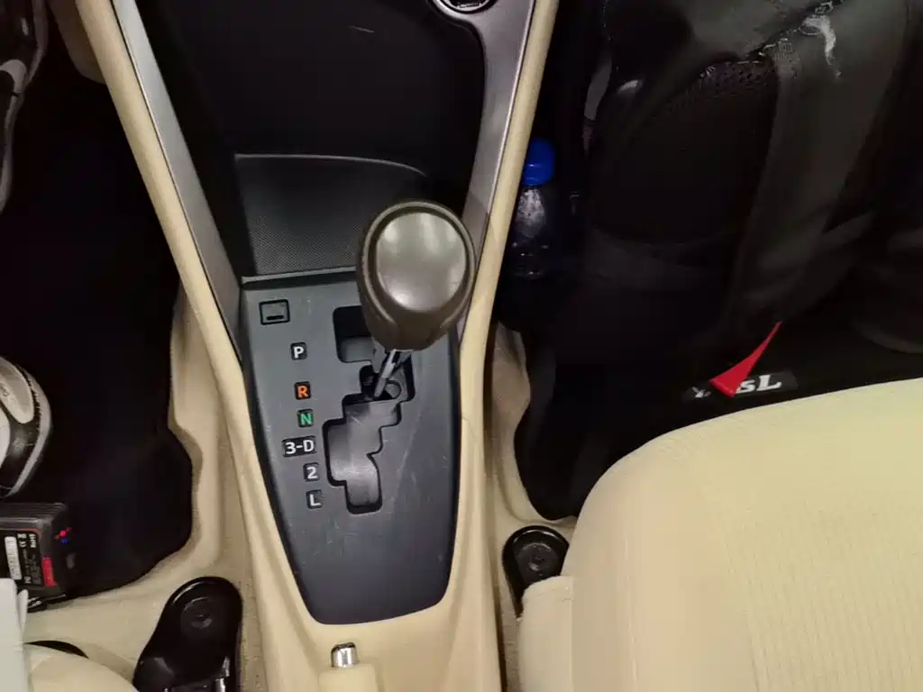 Toyota Yaris L — миниатюра 14