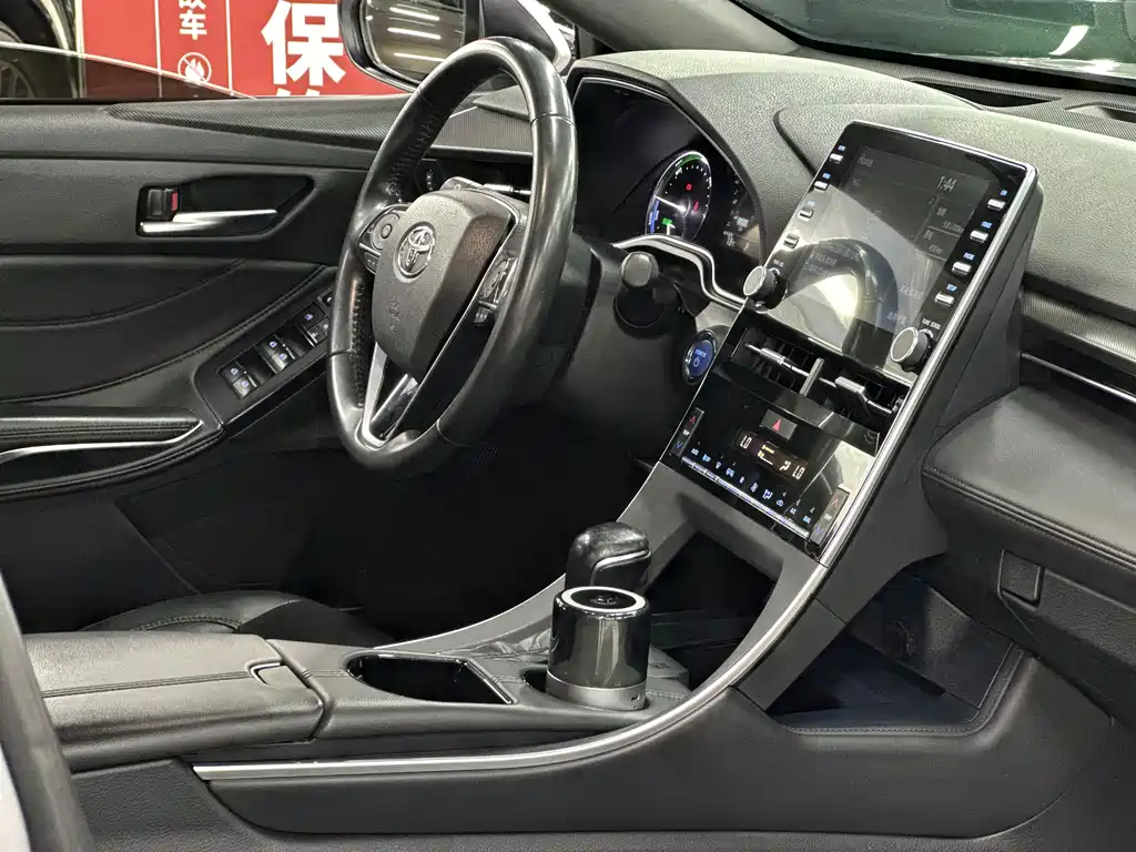 Toyota Avalon — миниатюра 11