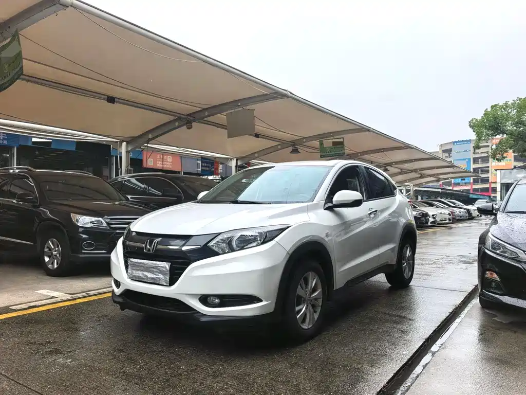 Honda Vezel/HR-V 2017 1.5L CVT 2WD Comfort Type