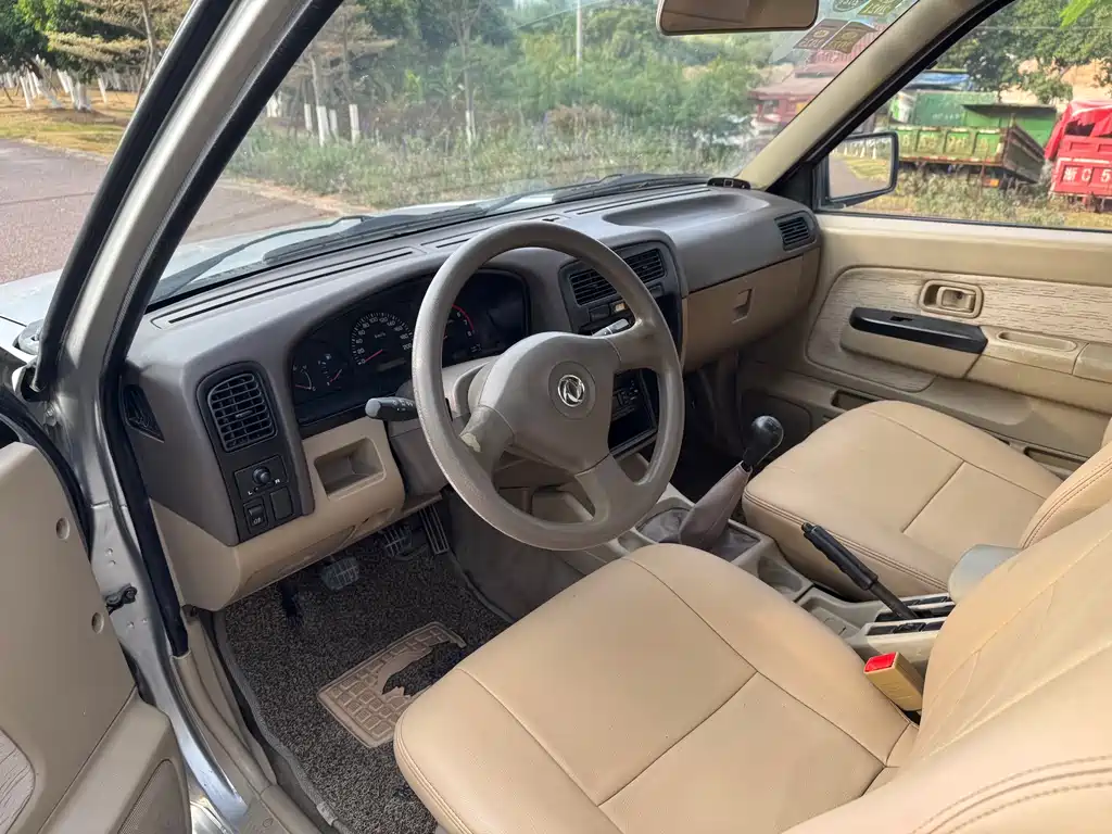 Dongfeng Rich — миниатюра 15