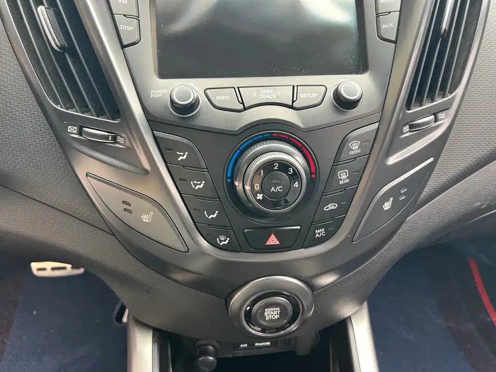 Hyundai Veloster 2012 1.6T AT Premium