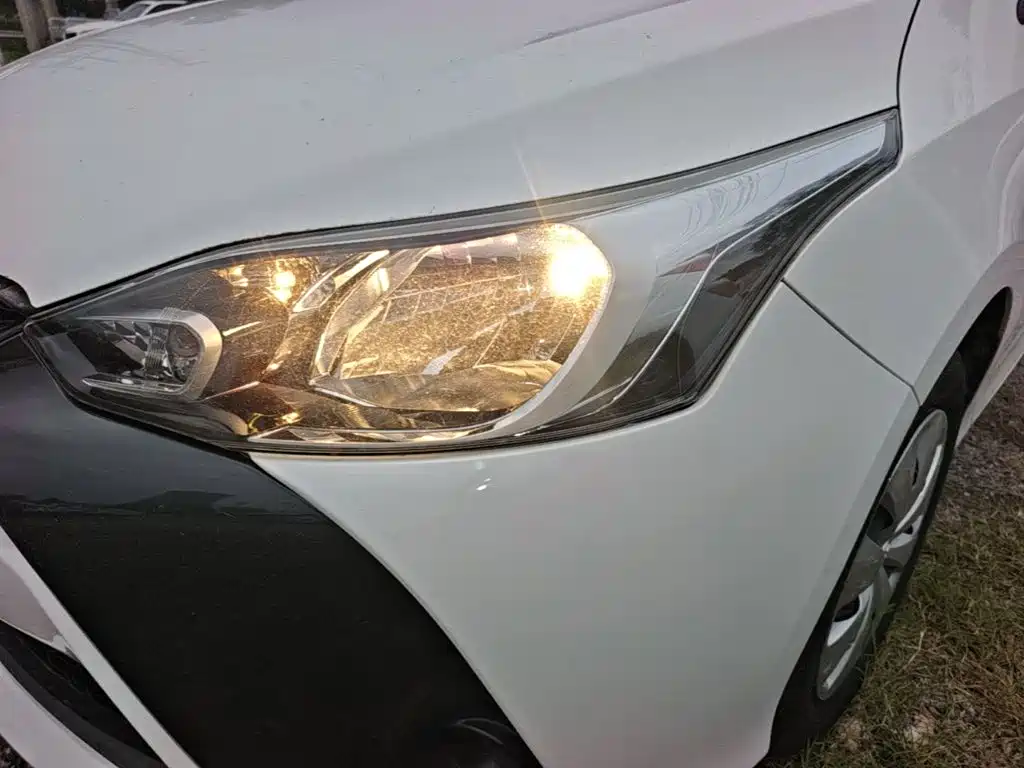 Toyota Yaris L — миниатюра 24