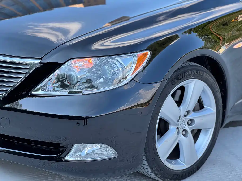 Lexus LS 2006 460L