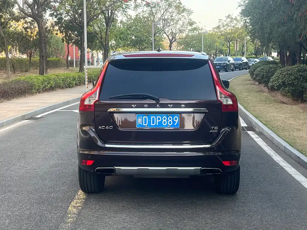 Volvo XC60 (Import) Facelift T5 Smart Elegant Edition, фото 5