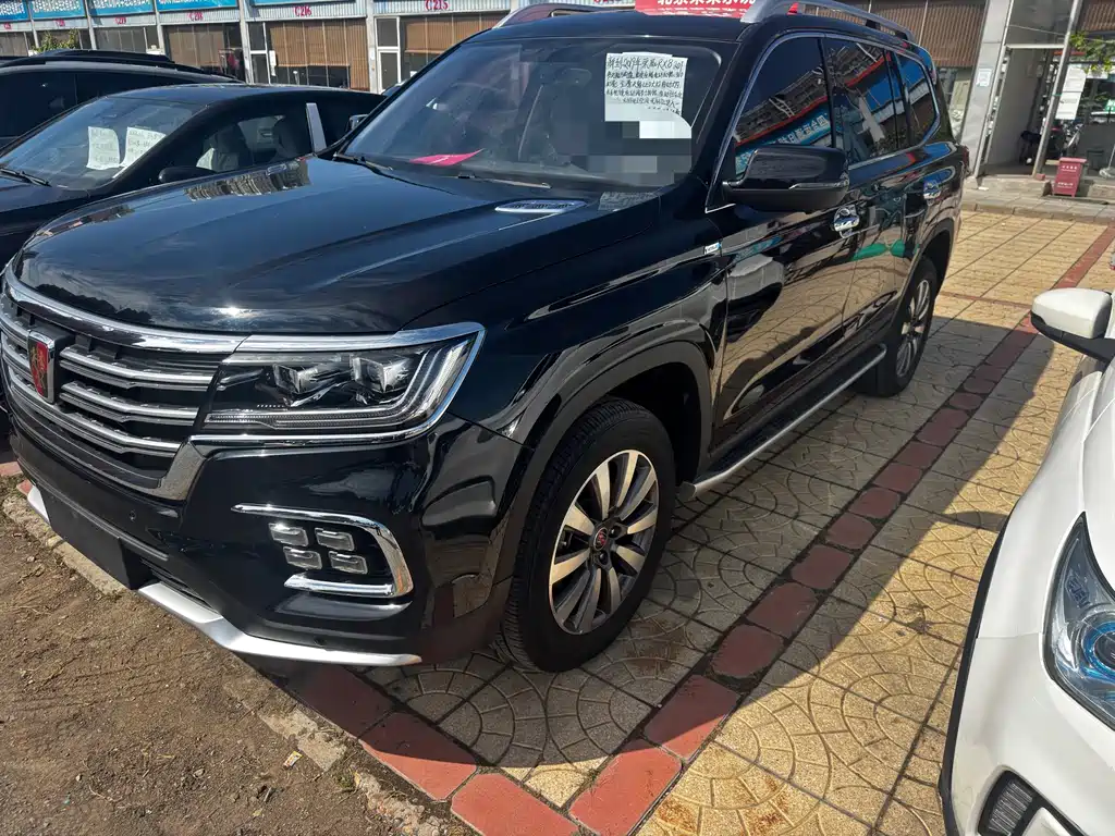 Roewe RX8