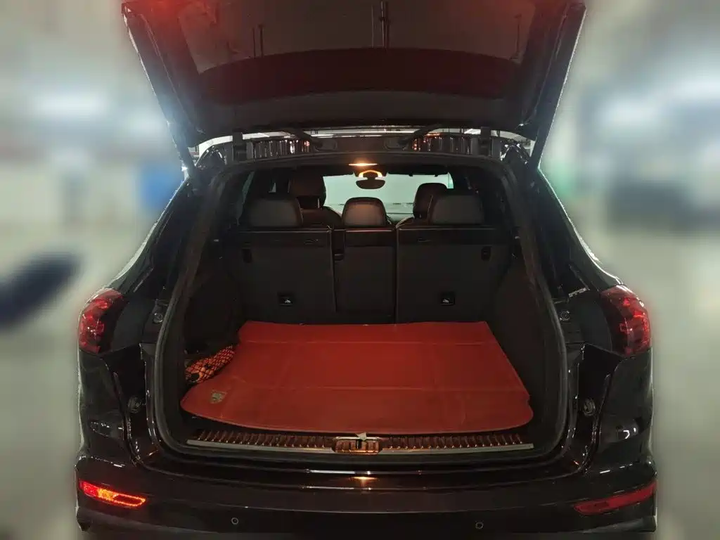 Porsche Cayenne — миниатюра 20