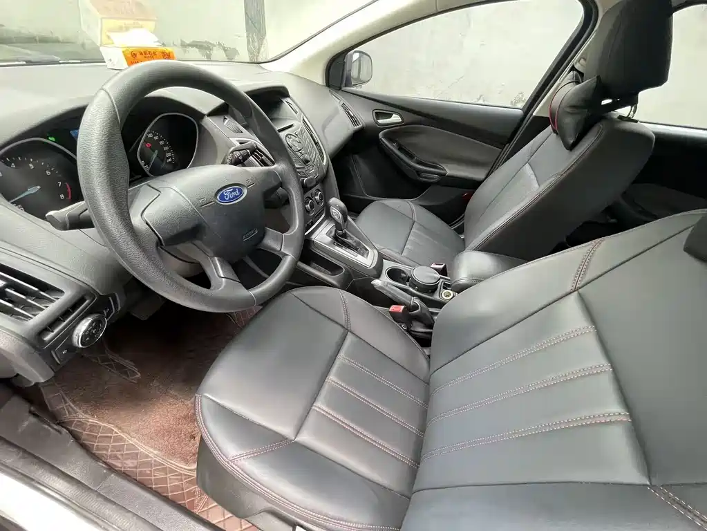 Ford Focus — миниатюра 11