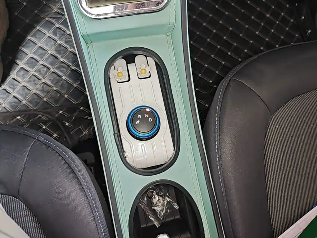 Wuling MINIEV — миниатюра 14